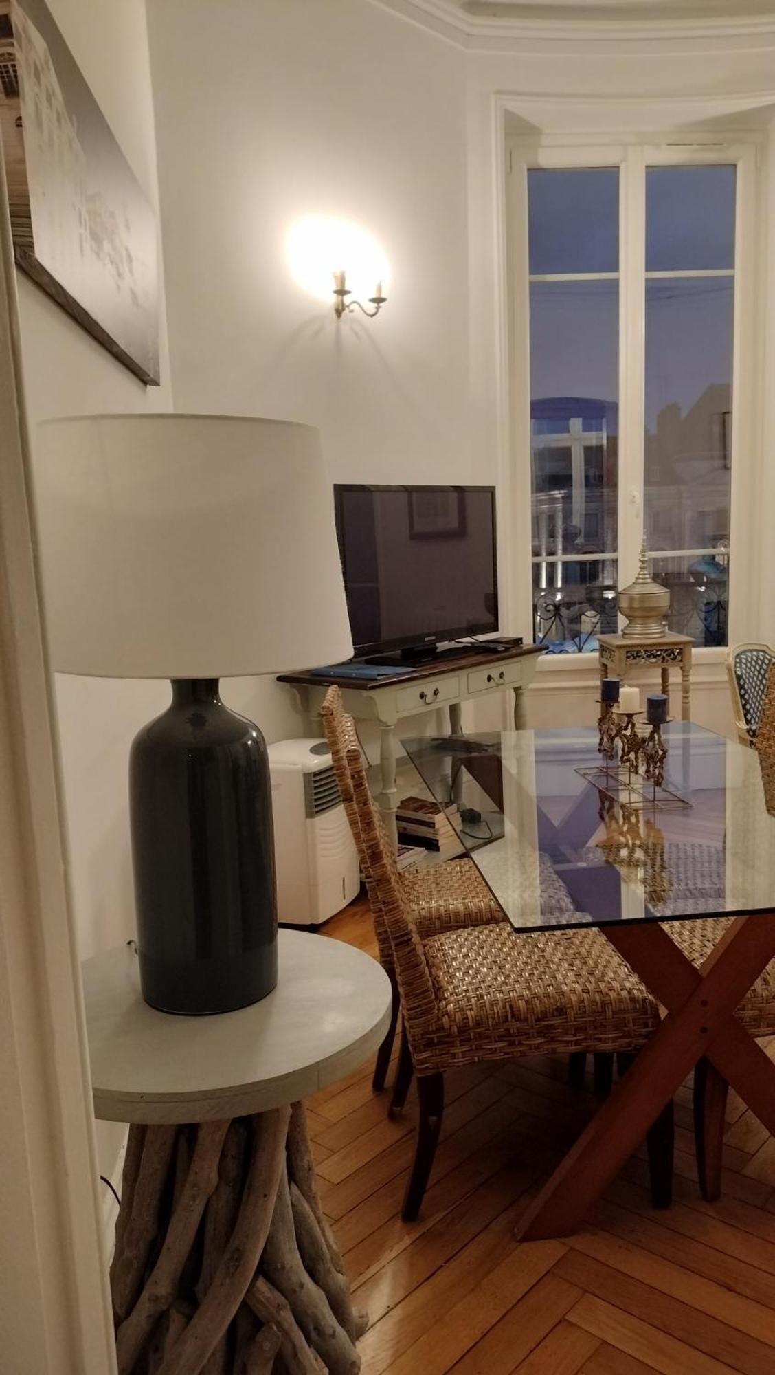 Appartement F3 Au Balcon De La Place Du Martroi Orleans Exterior photo